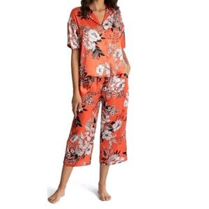Secret Treasures Satin Pajama Set Size 2X 18/20 Red Floral Print Crop Pant